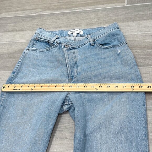 Abercrombie & Fitch The Dad High Rise Criss-Cross Waistband Jeans in Light Wash - Picture 12 of 15